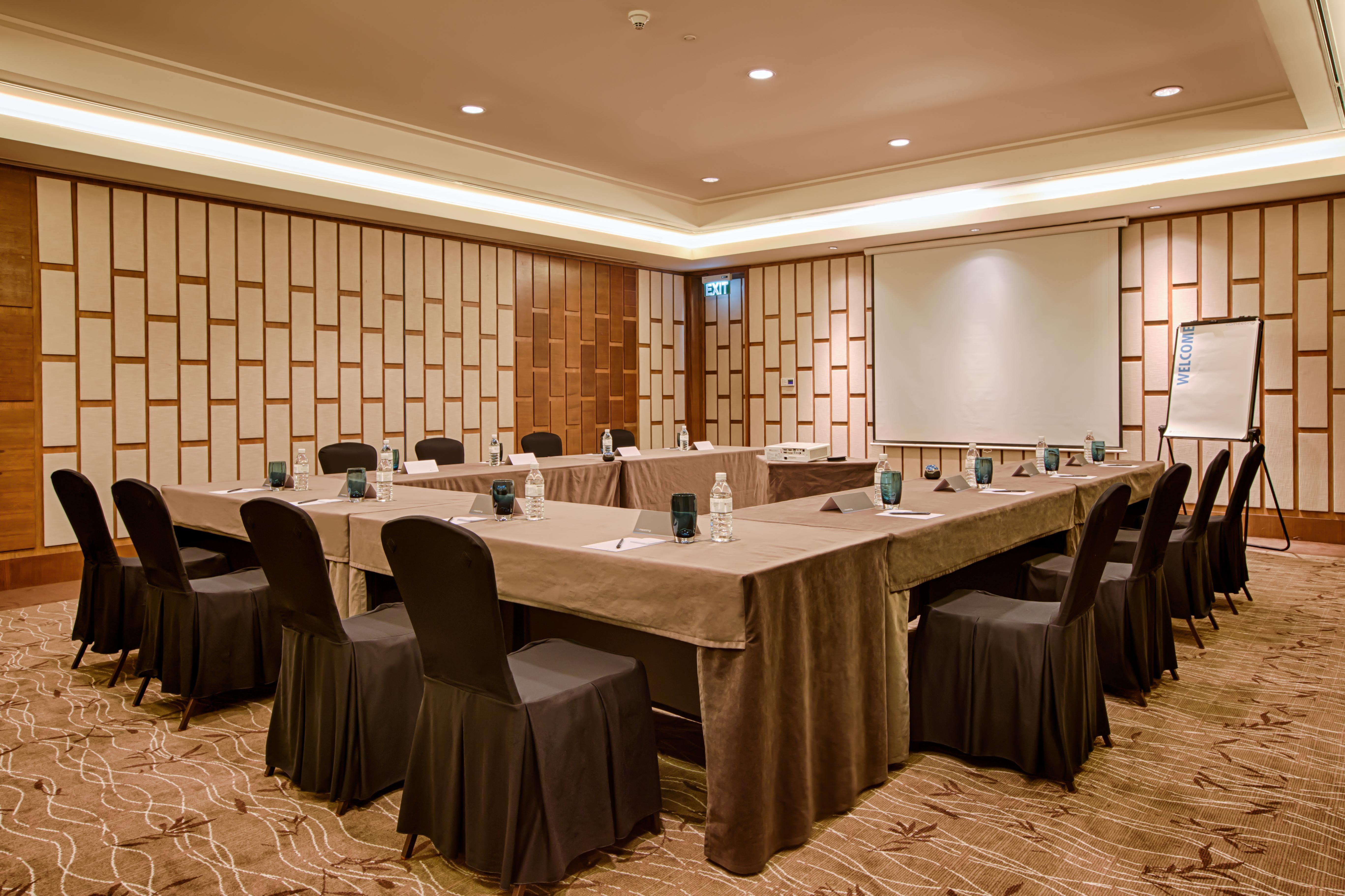 Pullman Danang Beach Resort Exterior photo