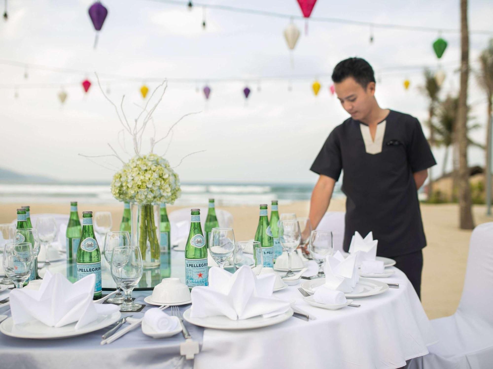 Pullman Danang Beach Resort Exterior photo