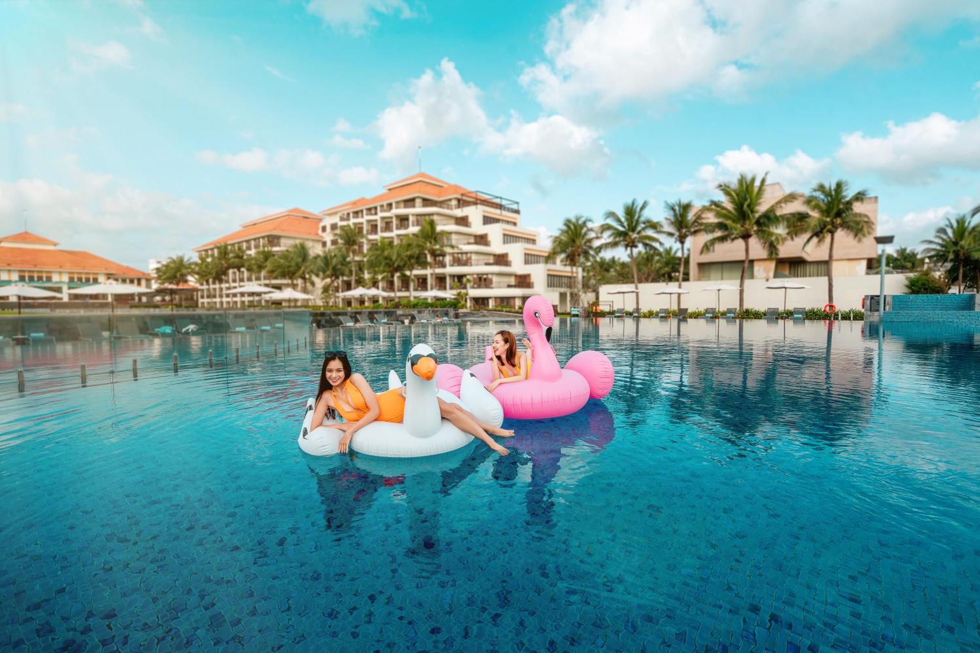 Pullman Danang Beach Resort Exterior photo
